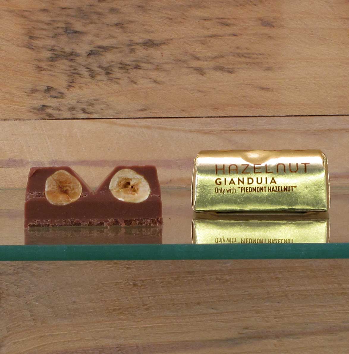 Venchi-Gianduja-Gold-Edition-Ingot-1er-pur