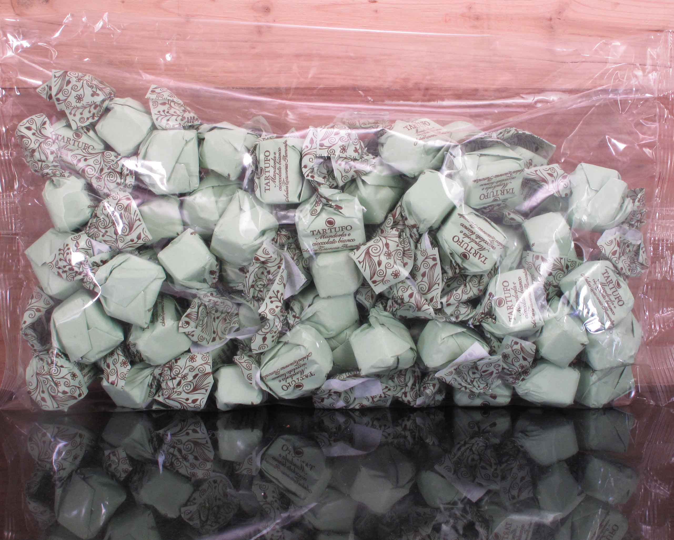Antica Torroneria Piemontese Mandorla e Cioccolato Bianco Tartufi Dolci 1 KG