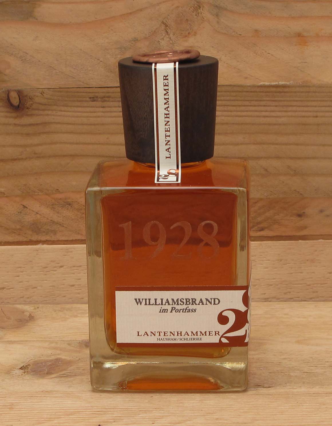1928-Williamsbrand-im-Portfass-Front