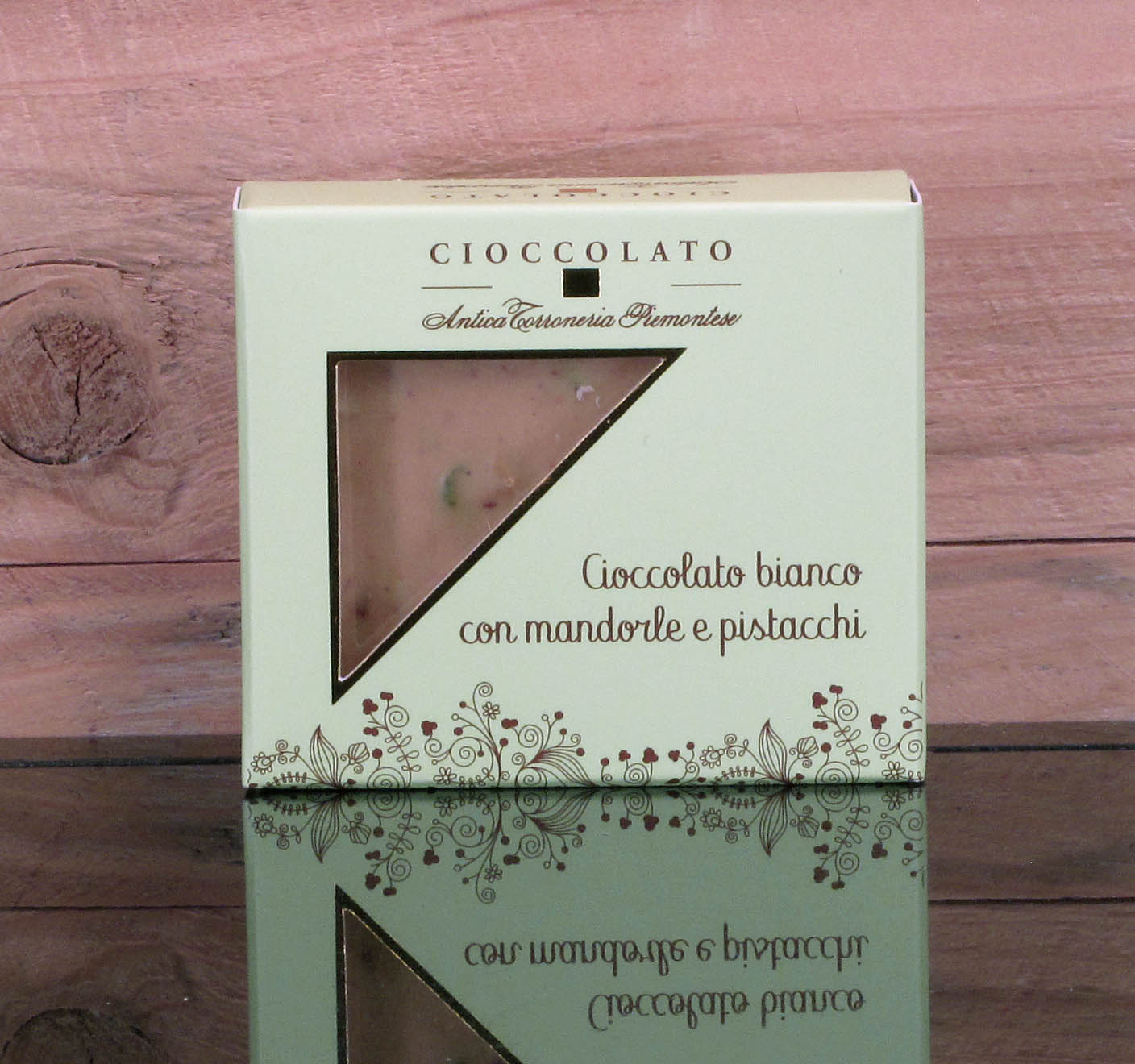 Antica Torroneria Piemontese Cioccolato bianco con mandorle e pistacchio