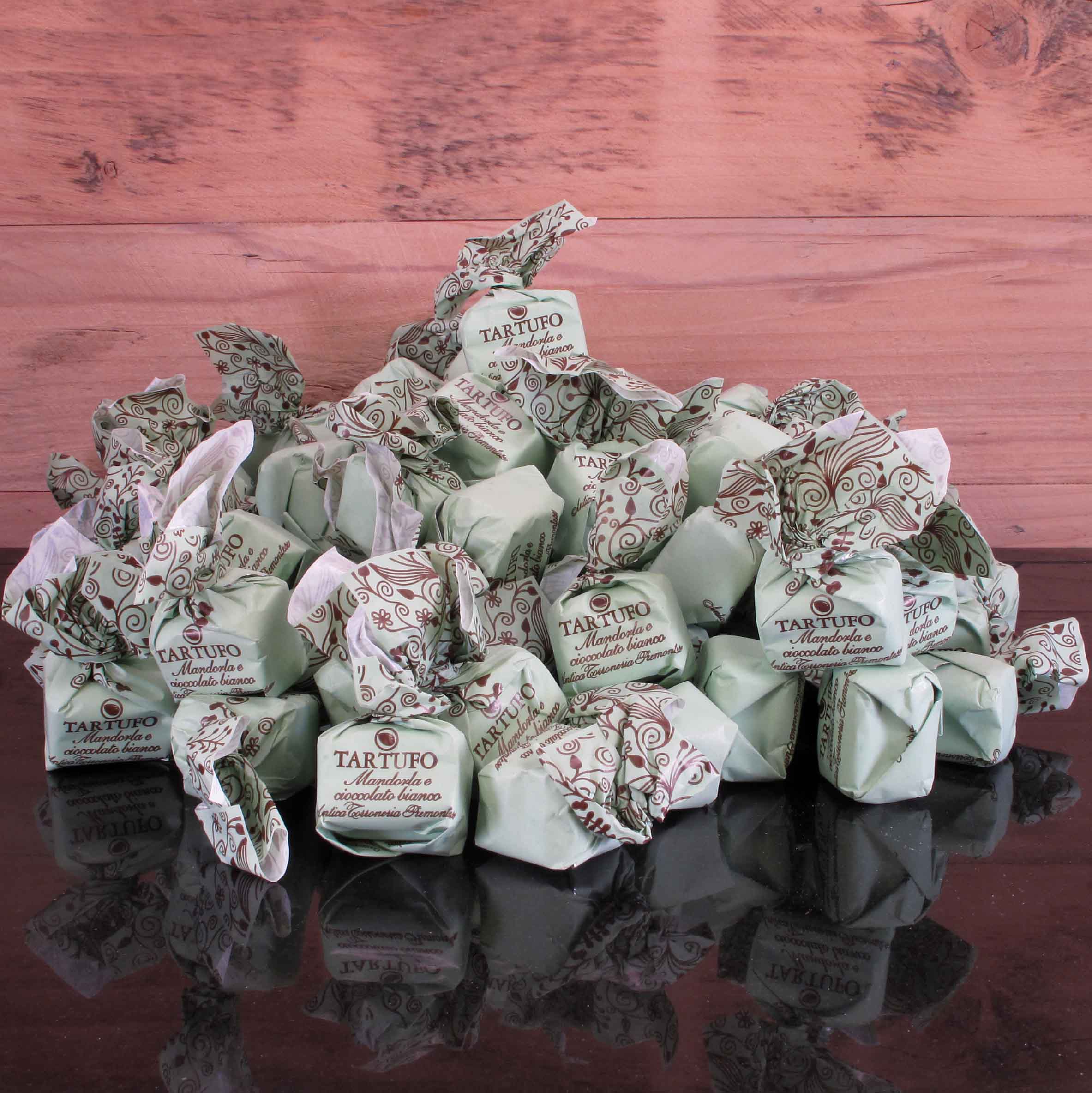 Antica Torroneria Piemontese Mandorla e Cioccolato Bianco Tartufi Dolci 1 KG 